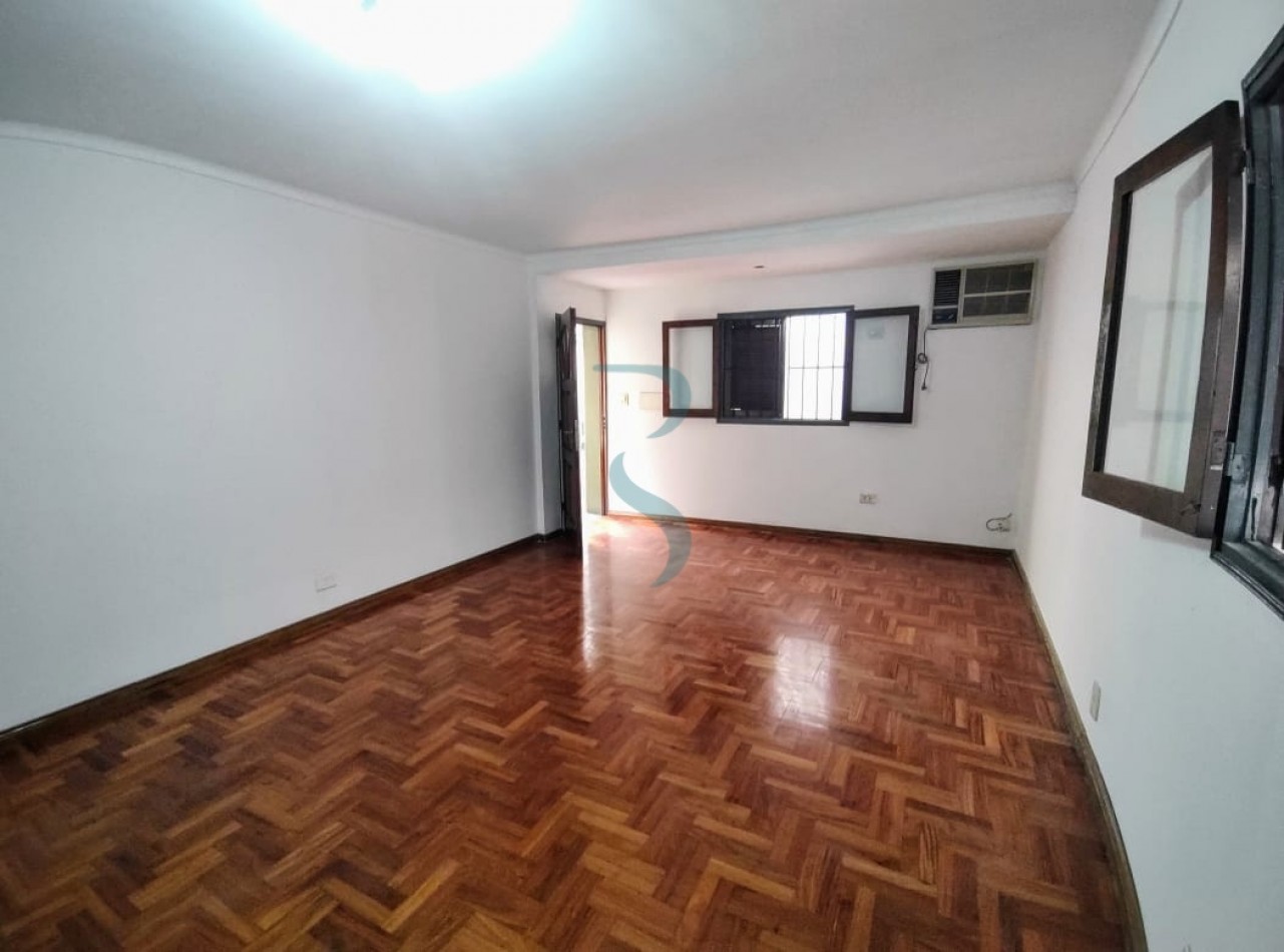 INTERNO AMPLIO EN VENTA - CENTRO