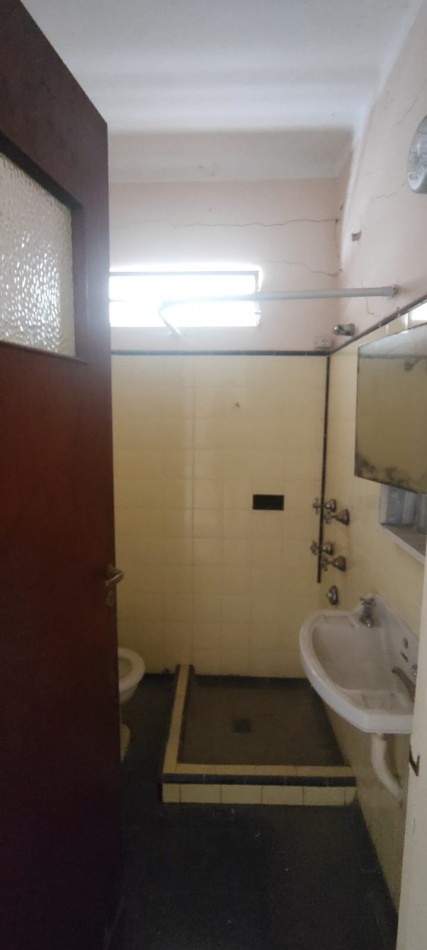 Casa a refaccionar en 7 jefes