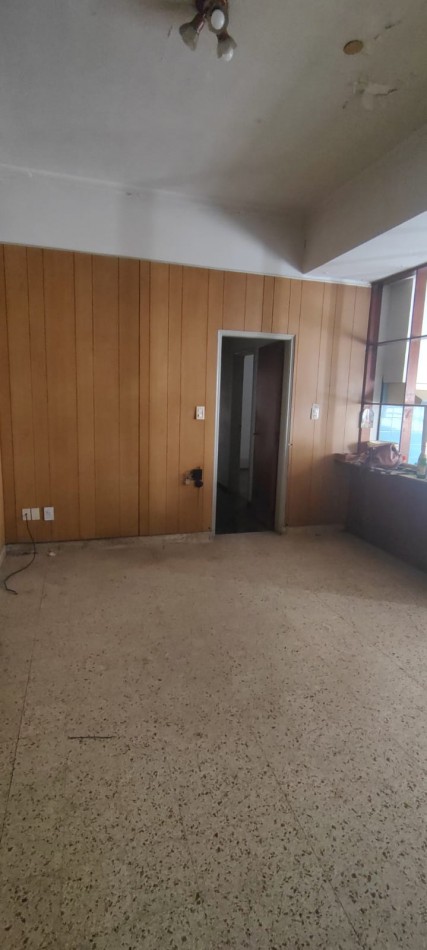 Casa a refaccionar en 7 jefes