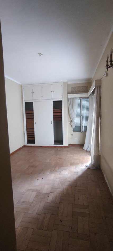 Casa a refaccionar en 7 jefes