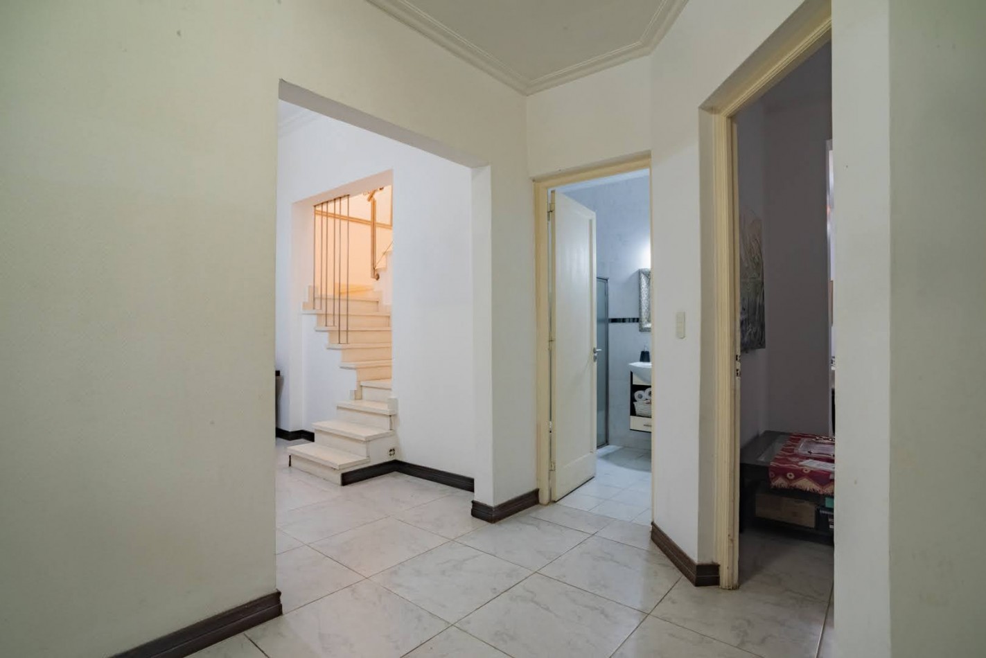 CASA DE CATEGORIA EN BARRIO SUR