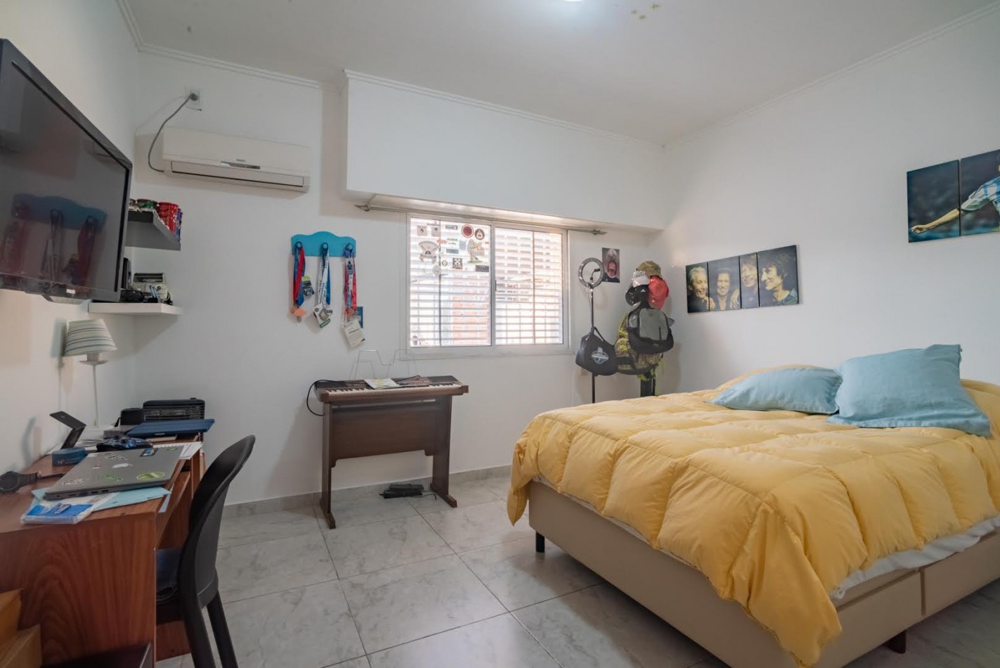 CASA DE CATEGORIA EN BARRIO SUR