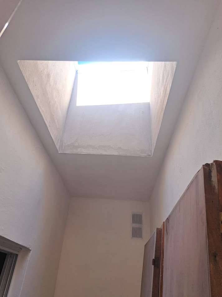 CASA EN REFACCION EN RISSO 1200