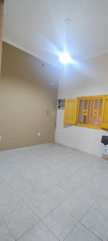 CASA EN VENTA EN CANDIOTI SUR