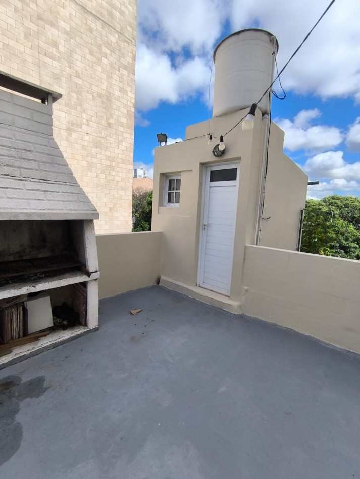 Departamento a pasos de bv con pileta exclusiva