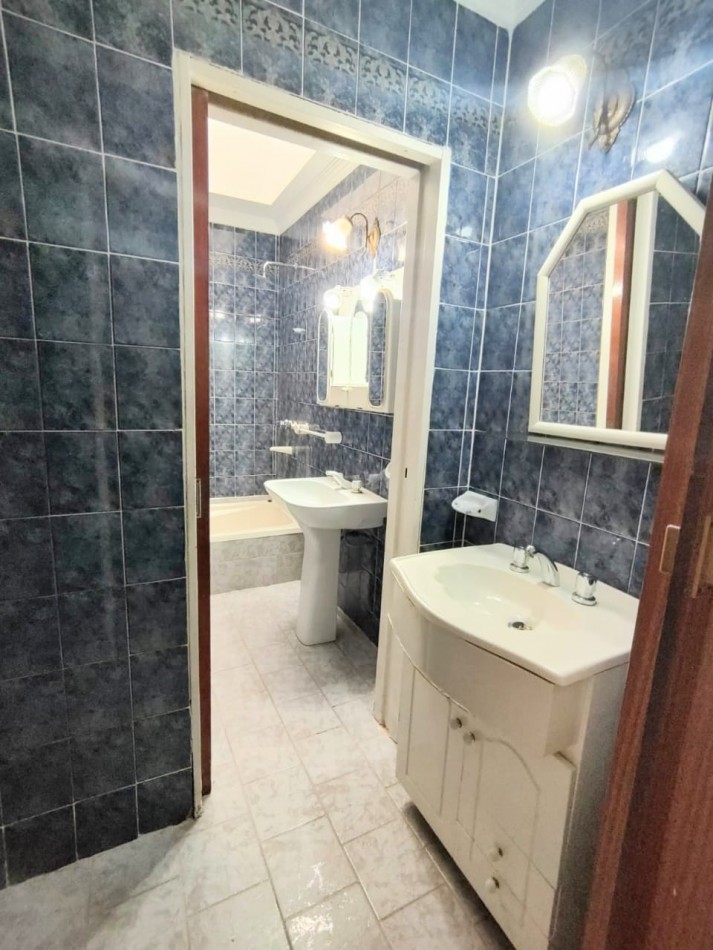 Casa con pileta en santoto