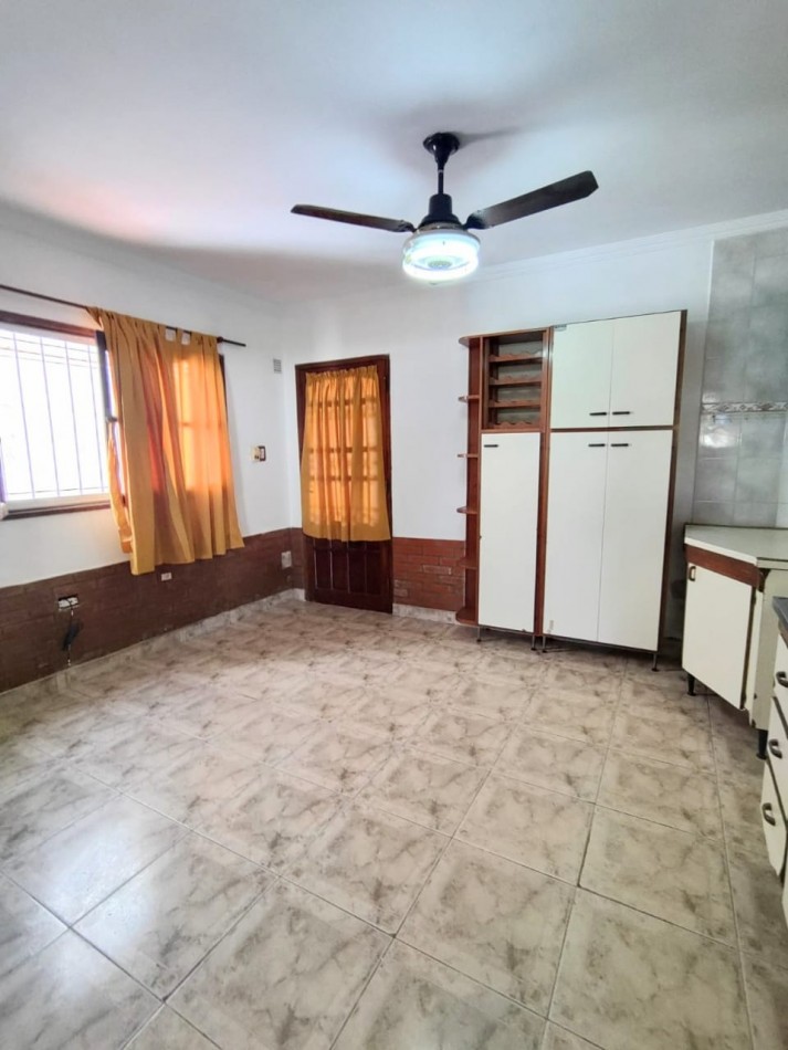 Casa con pileta en santoto