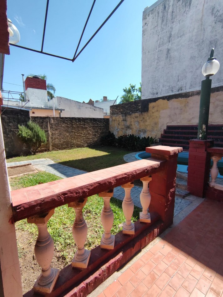 Casa con pileta en santoto