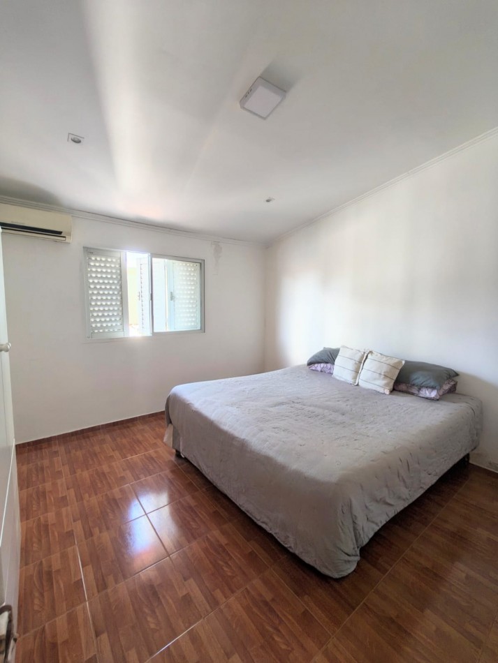 Casa interna a una cuadra de la costanera