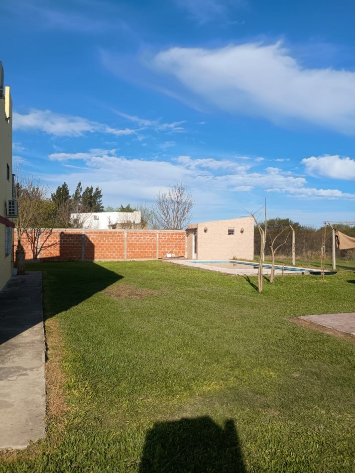 Casa amplia en caima