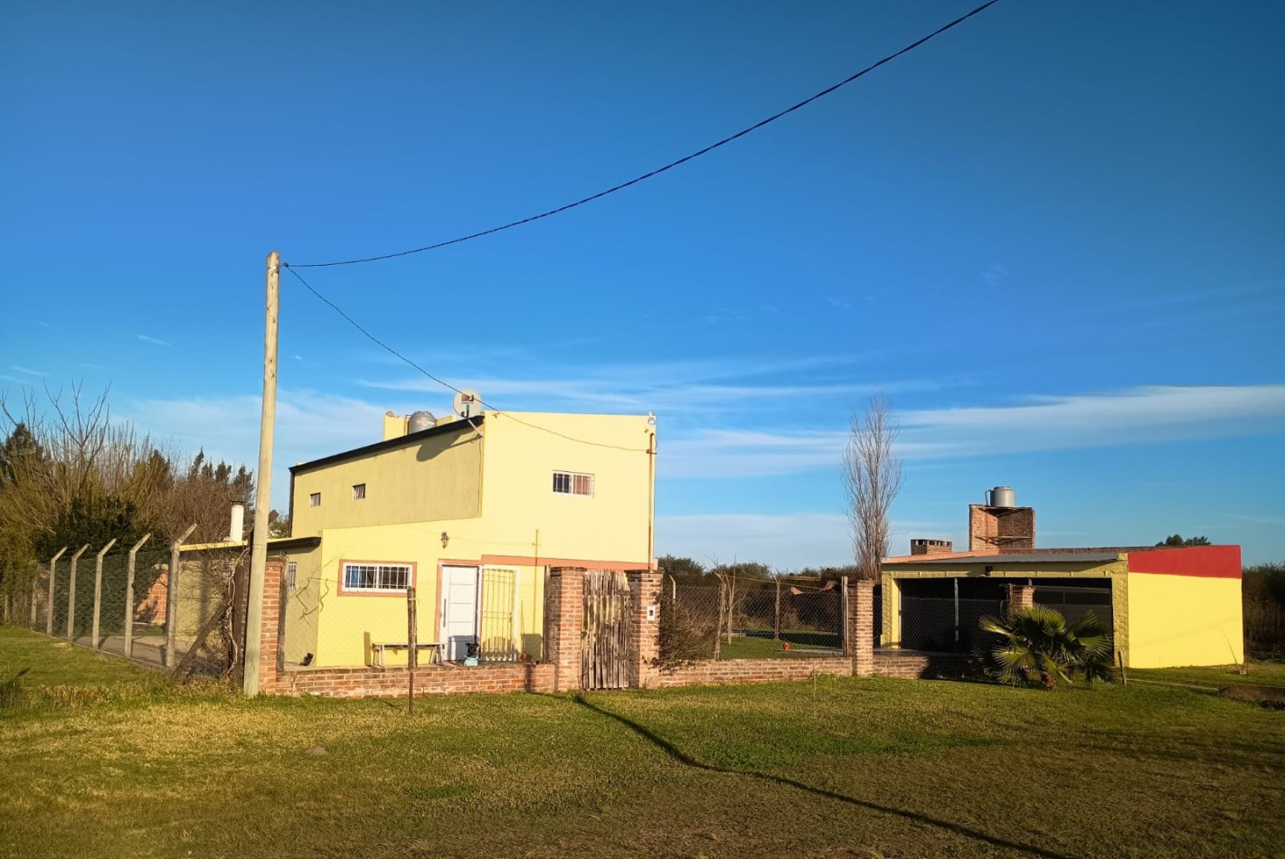 Casa amplia en caima