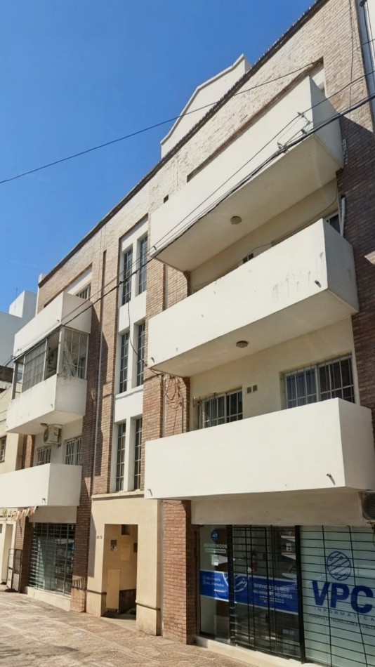 Departamento de dos dormitorios en microcentro