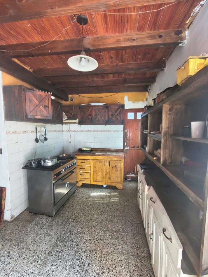 Casa de 9 ambientes en Colastine