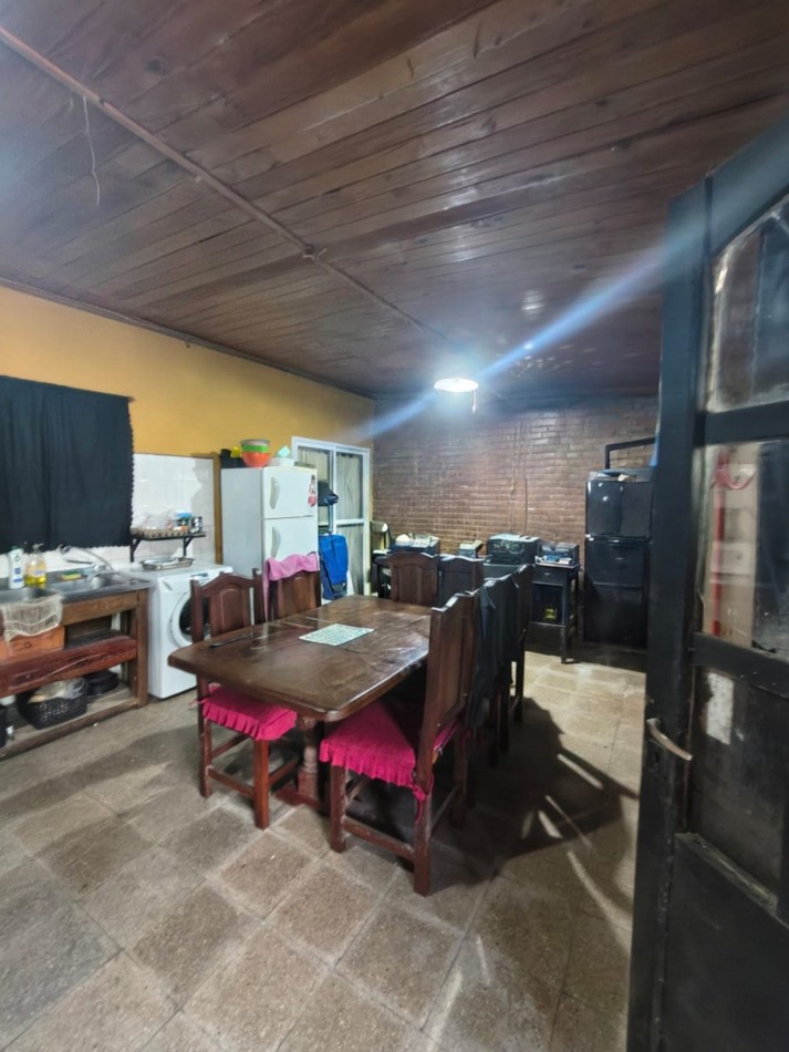 Casa de 9 ambientes en Colastine