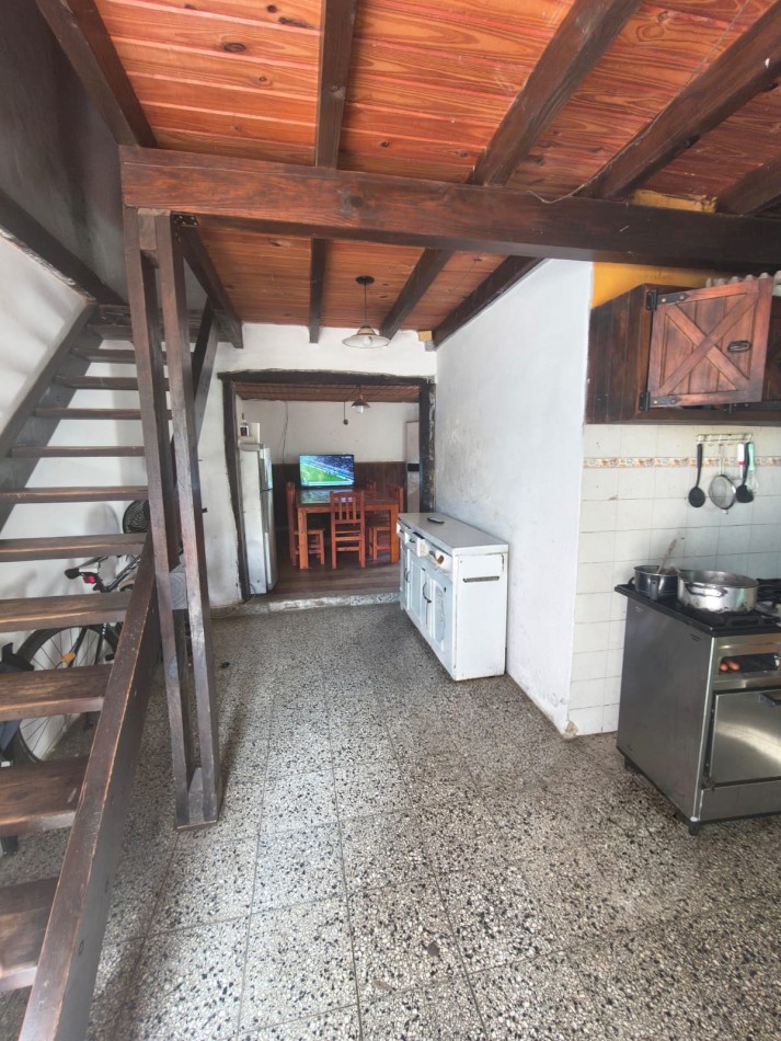 Casa de 9 ambientes en Colastine