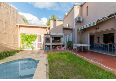 CASA EN GUADALUPE A 1 CUADRA DE LA COSTANERA