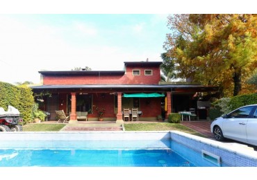 CASA QUINTA EN COLASTINE
