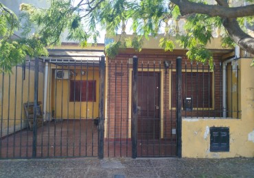 Se vende casa en San Lorenzo 6400